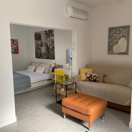 8+8 Appartamento Con Garage Livorno Buitenkant foto